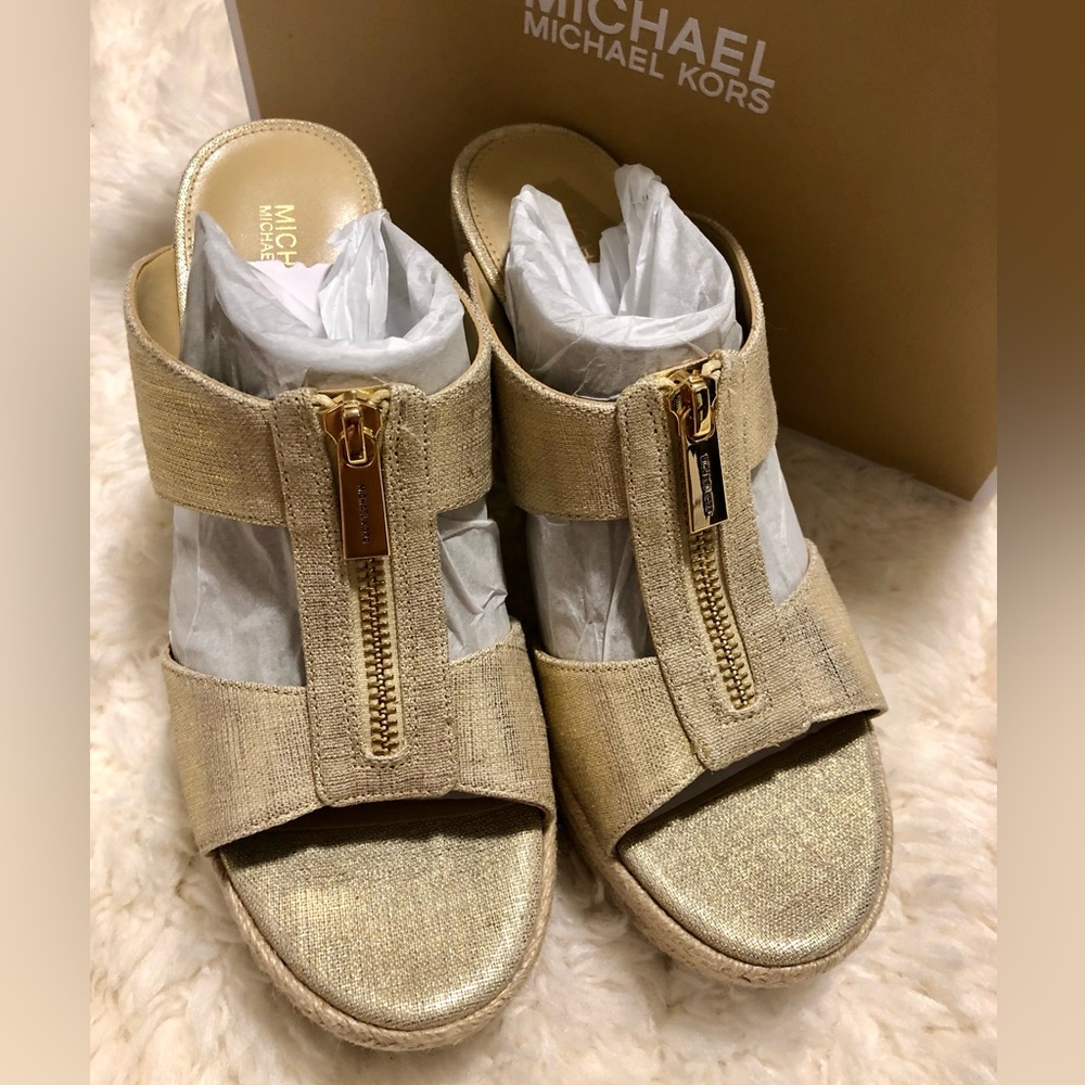 Michael Kors Bradley Metallic Canvas Wedge Sandal NIB Pale Gold